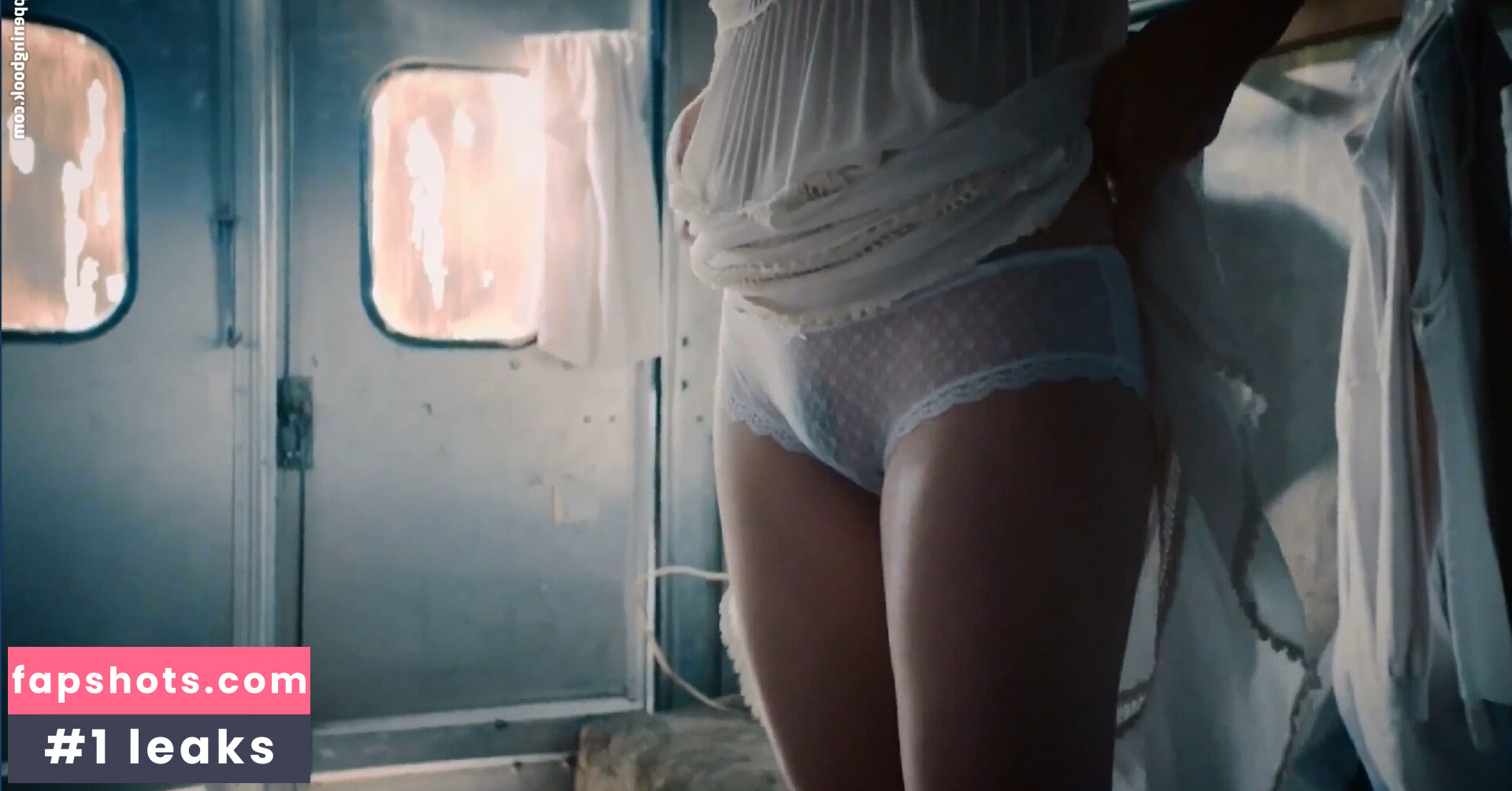 Liv Tyler gallery photo #25