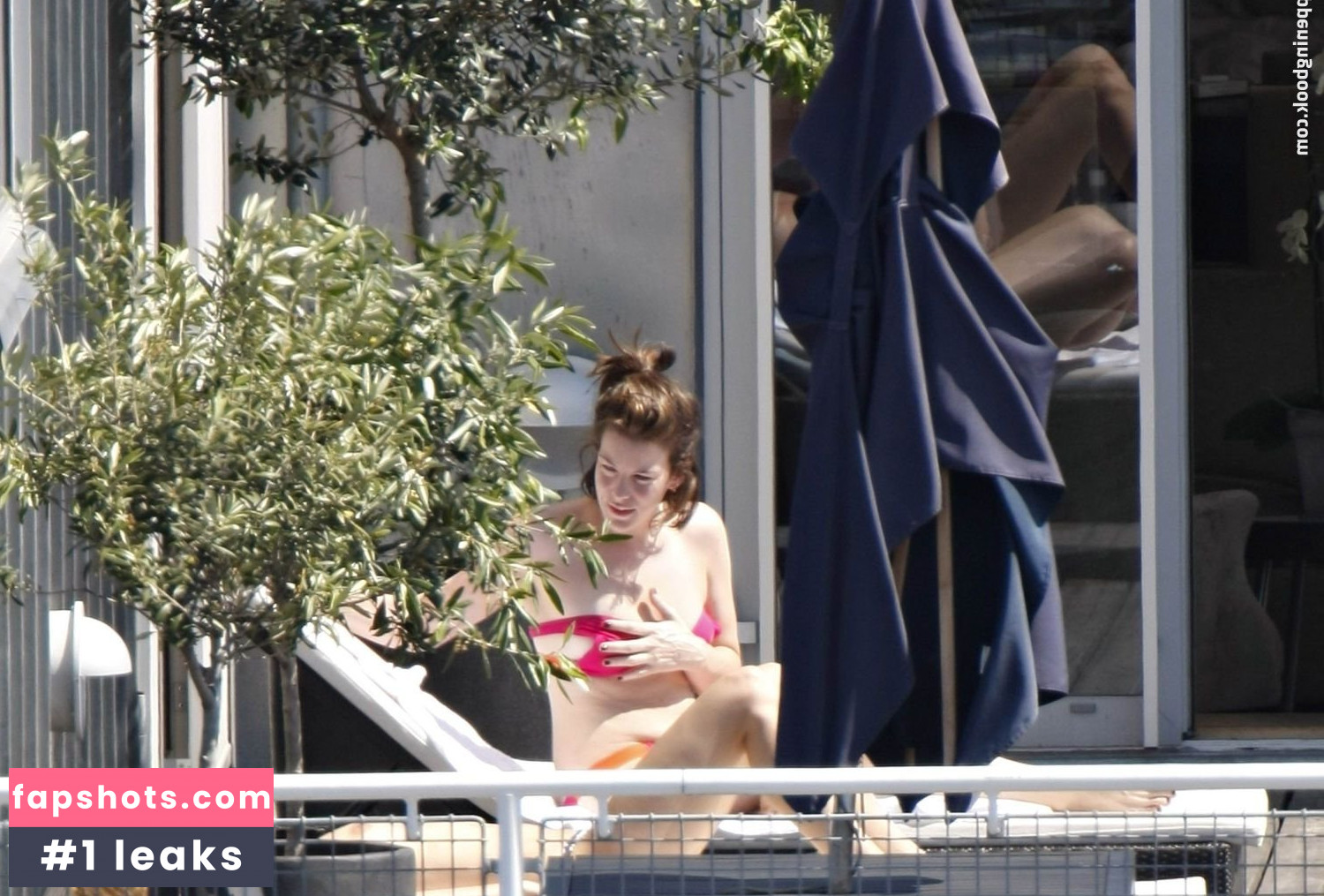 Liv Tyler gallery photo #320