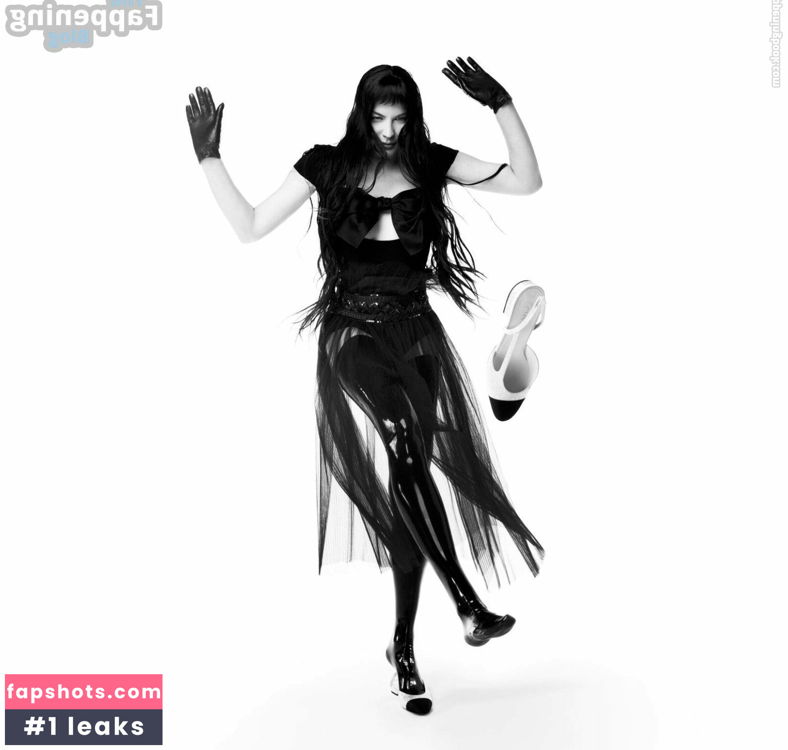 Liv Tyler gallery photo #60