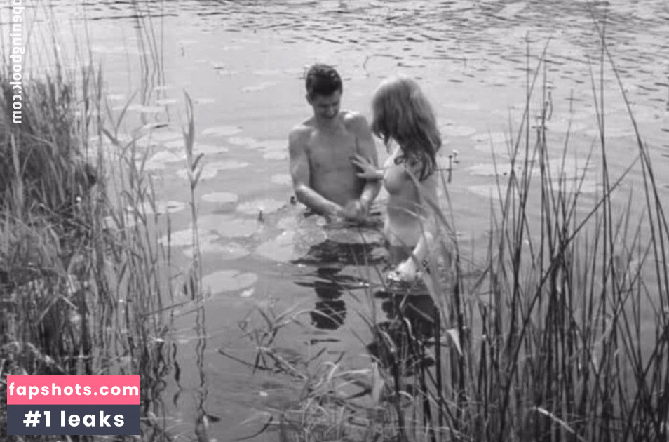 Liv Ullmann gallery photo #4