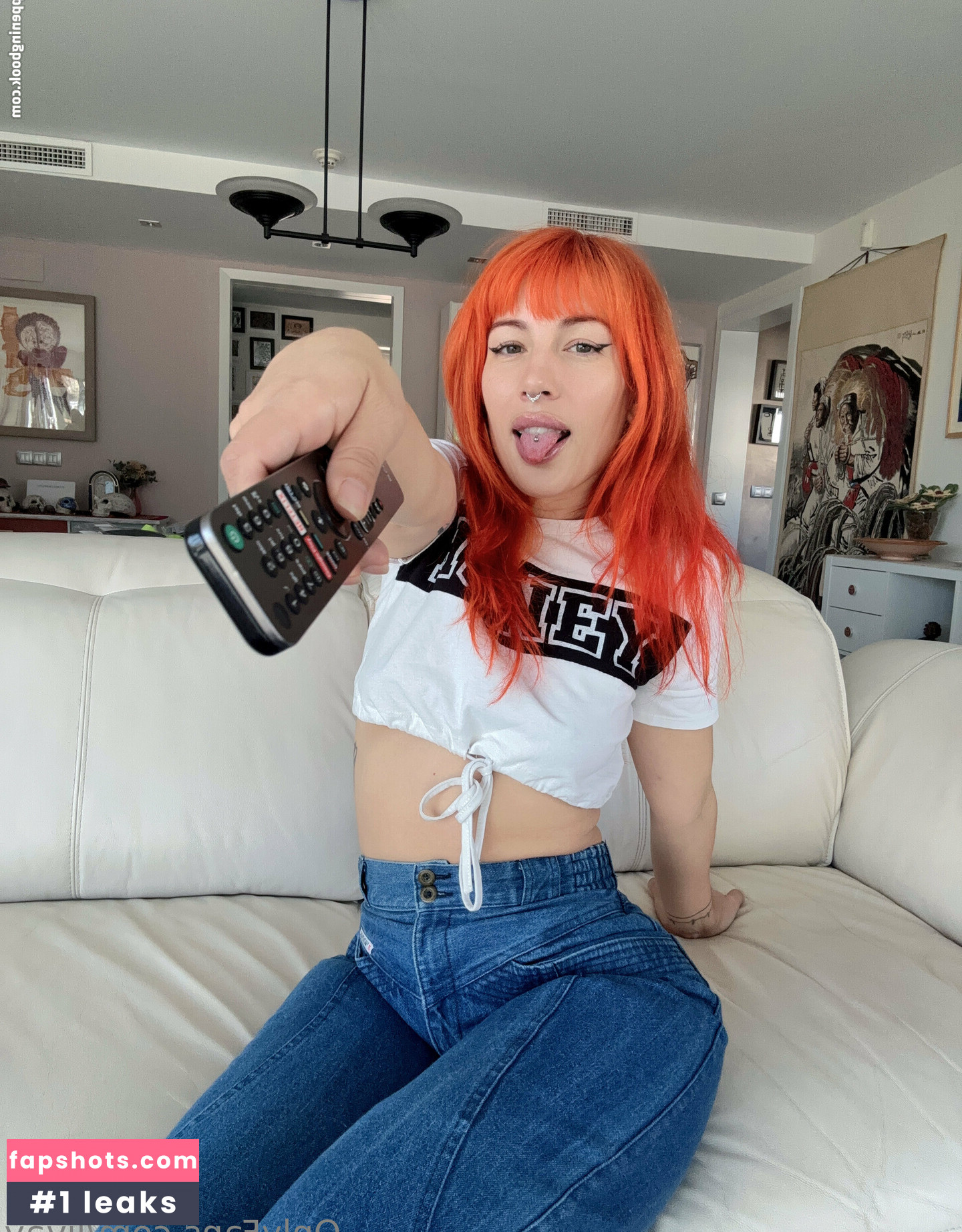 livay_free gallery photo #18