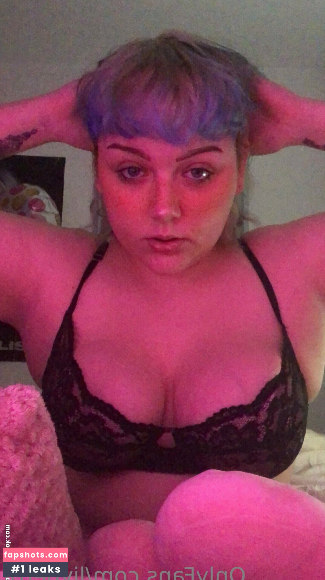 livberrii nude babe gallery