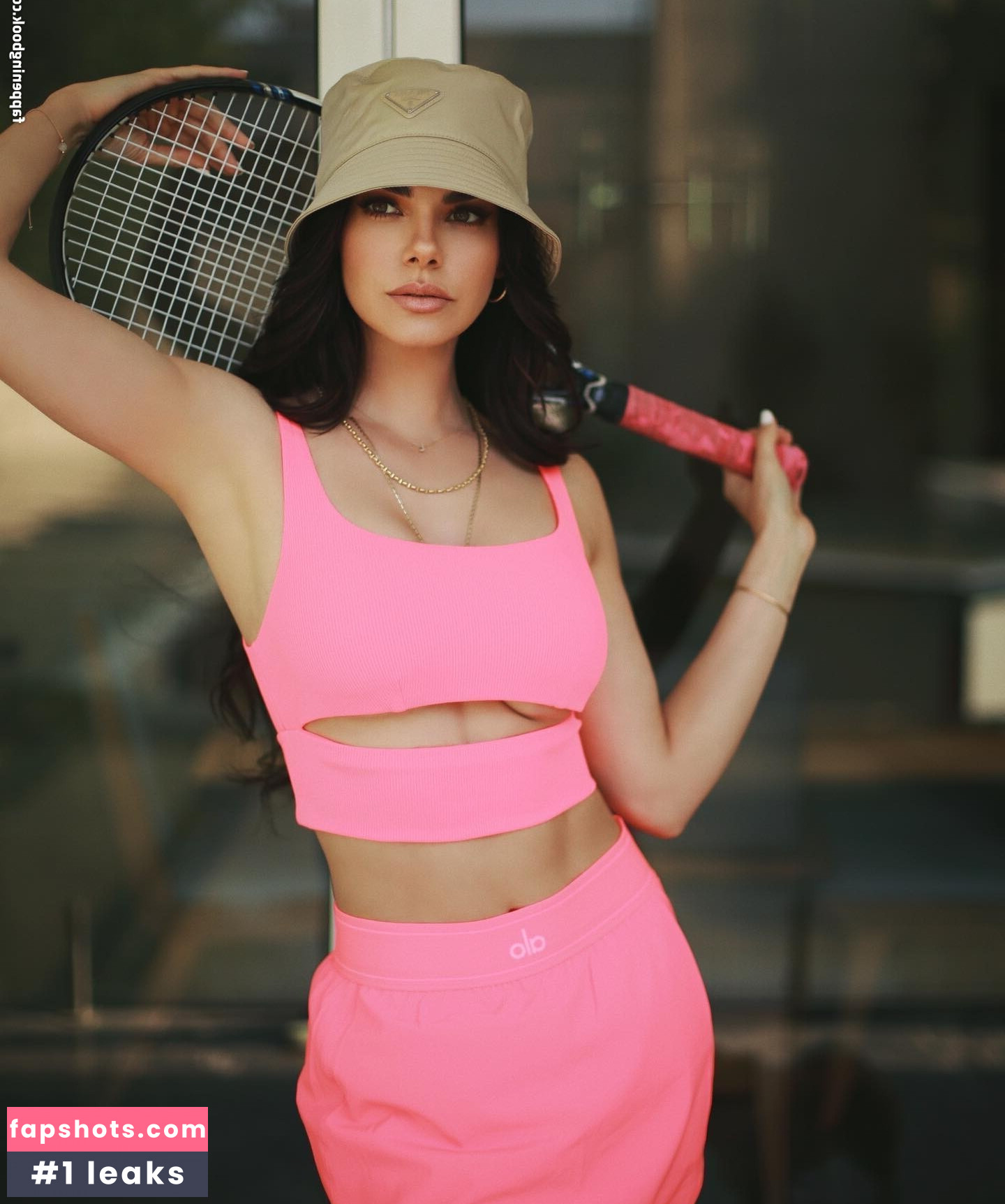 Livia Brito gallery photo #73