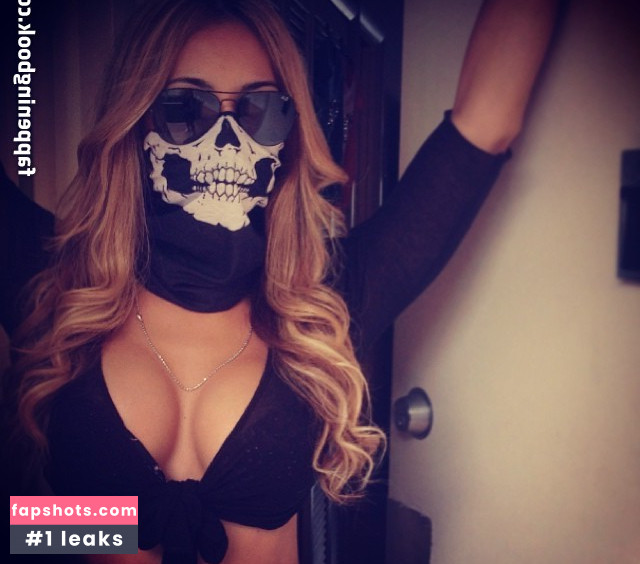 Lívia Gullo gallery photo #25