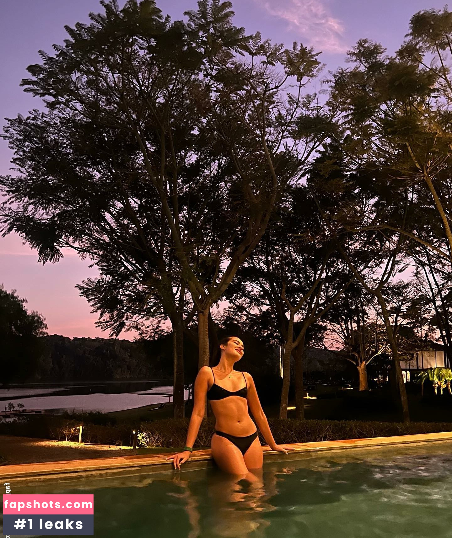 Livia Inhudes Nahé úniky fotek pouze od fanoušků #6 - Fapshots