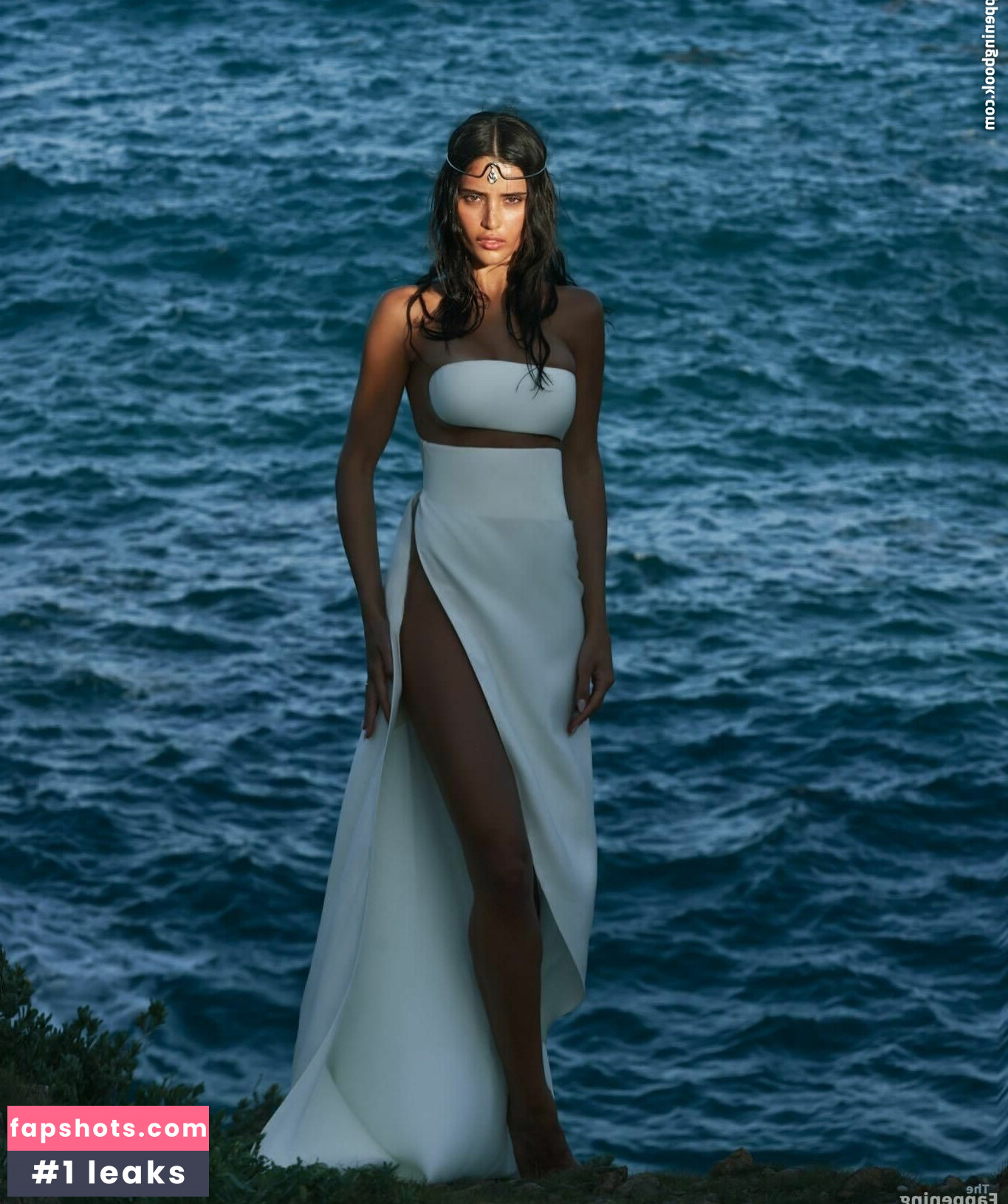 Lívia Nunes gallery photo #3