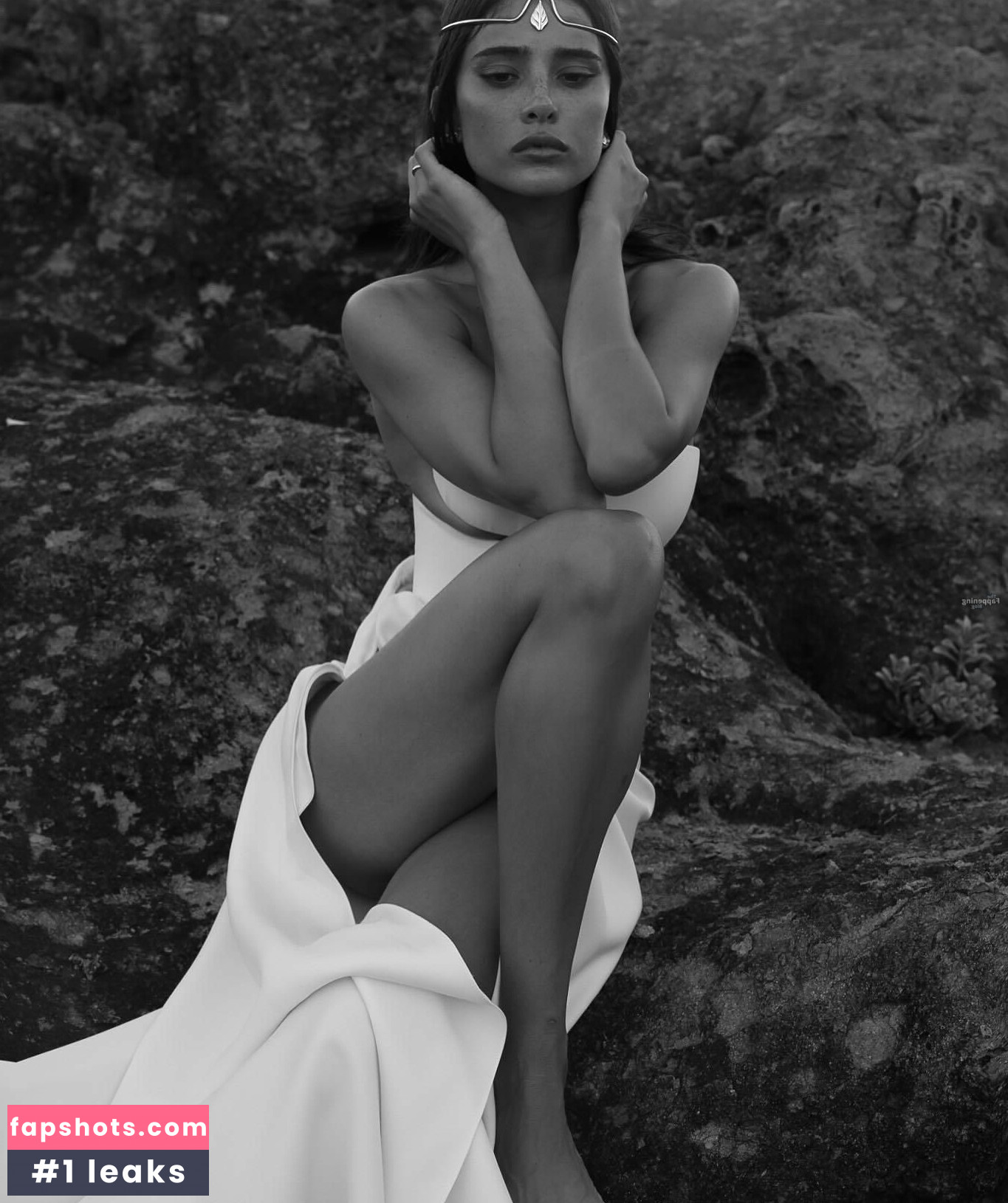 Lívia Nunes gallery photo #5