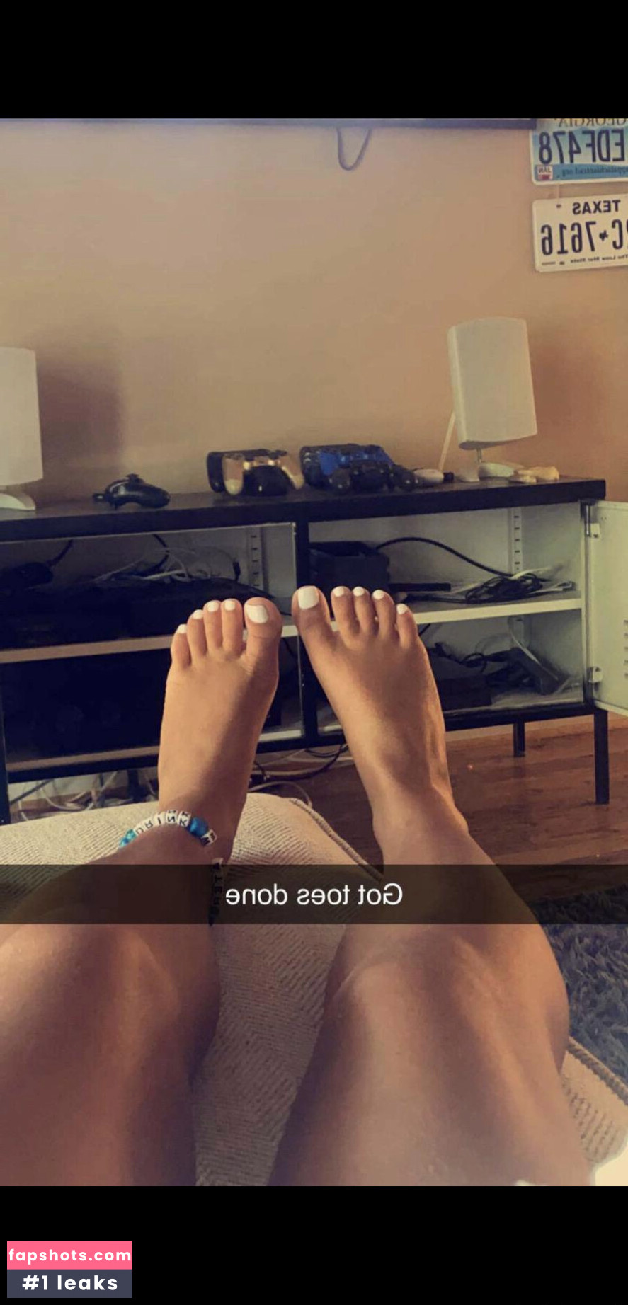 Livie.cloutier gallery photo #5