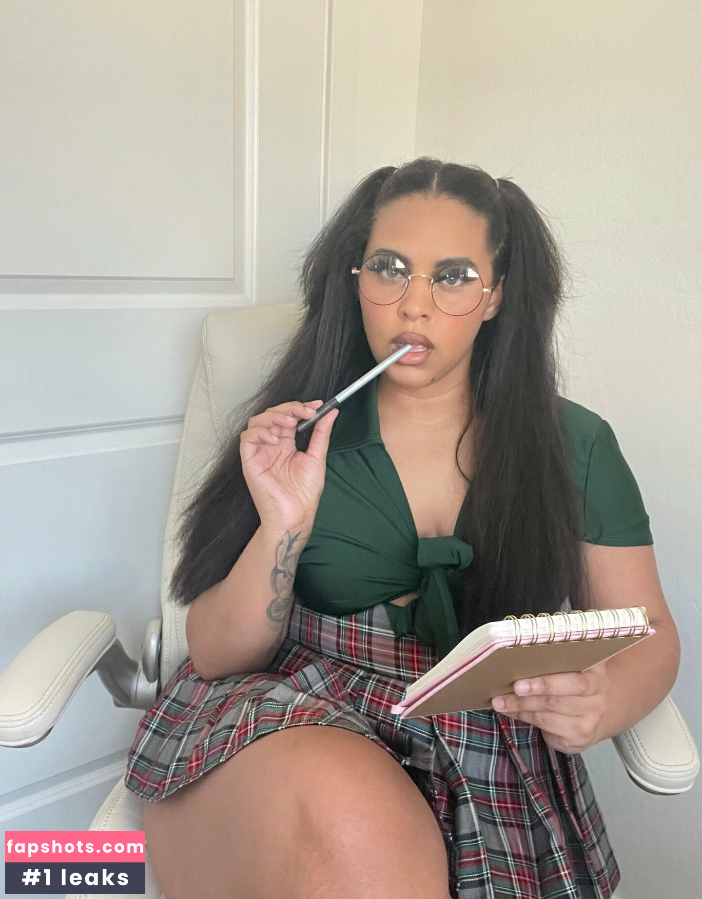 livinwithloren gallery photo #2