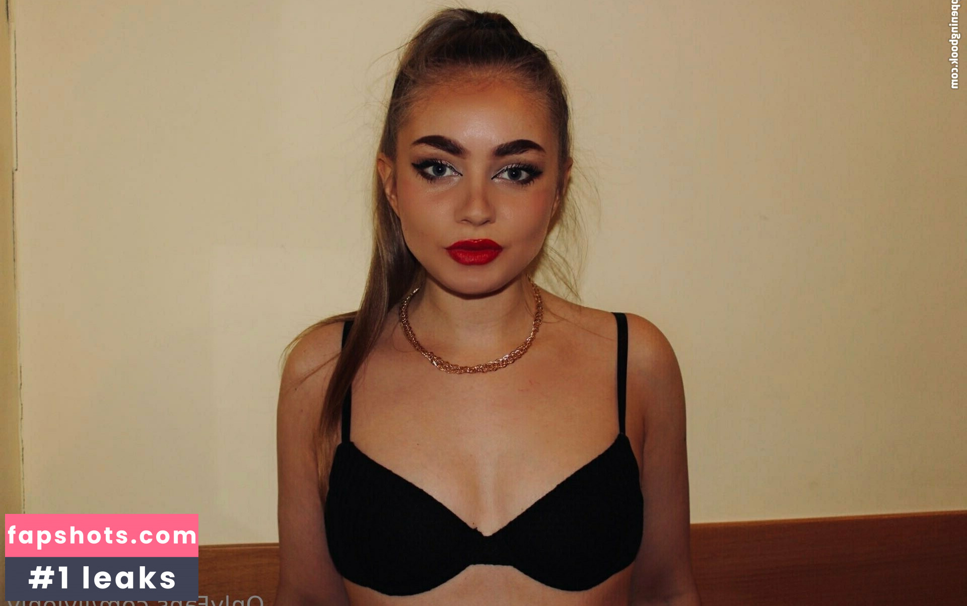 livionly Nude Leaks OnlyFans Photos #2 - LeakJerk