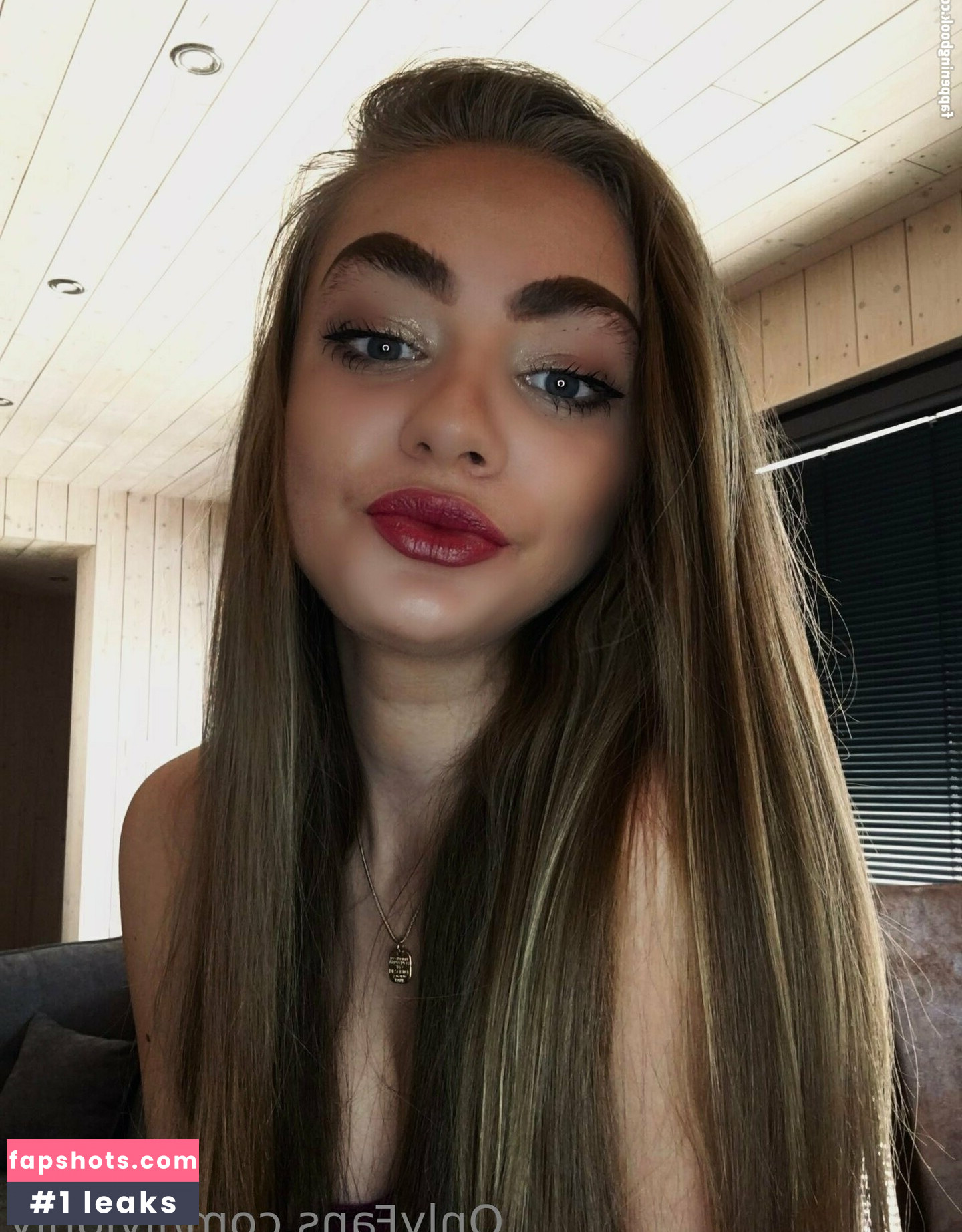 livionly Nude Leaks OnlyFans Photos #5 - LeakJerk