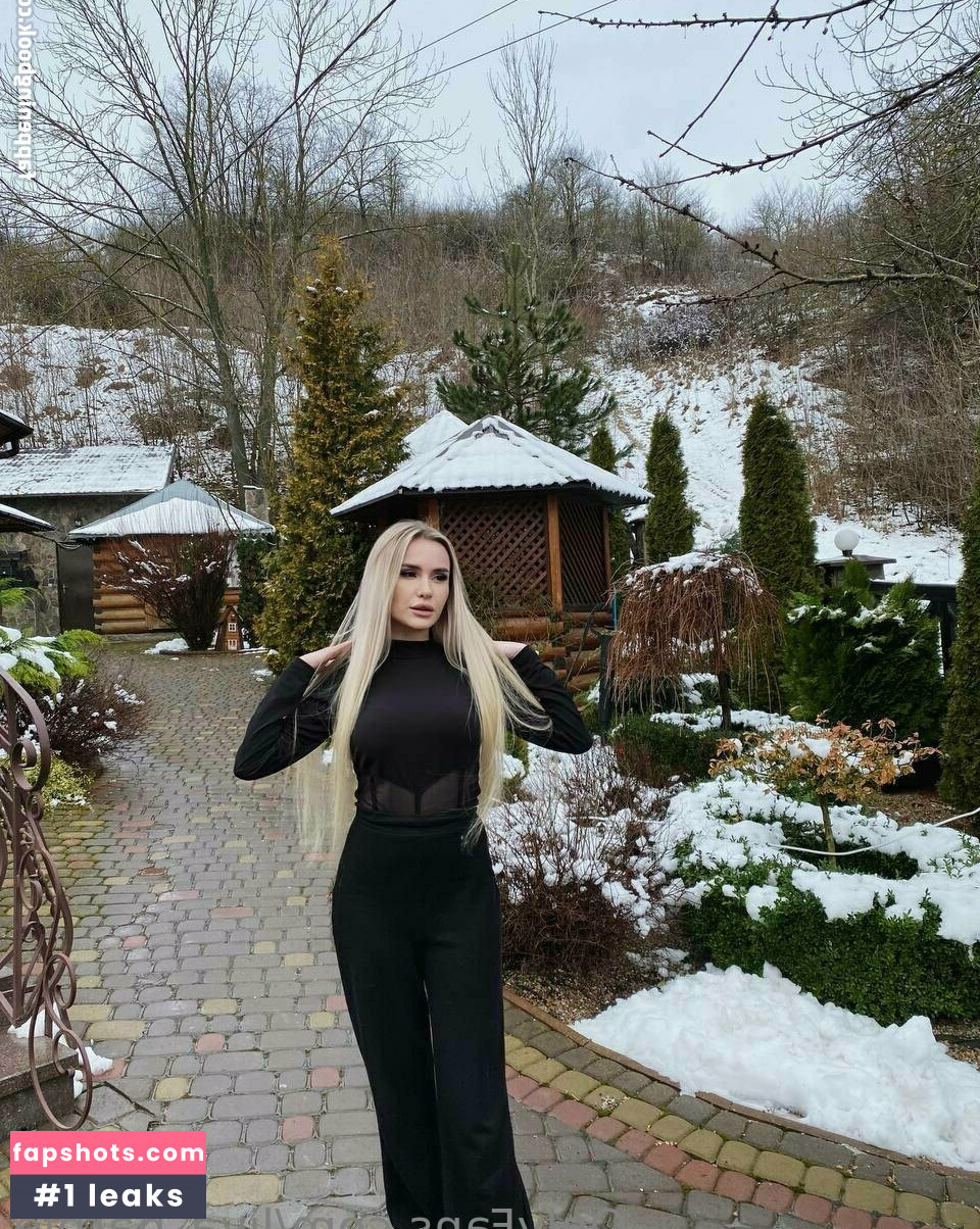 liya_barbi_your Nude Leaks OnlyFans Photos #5 - LeakJerk