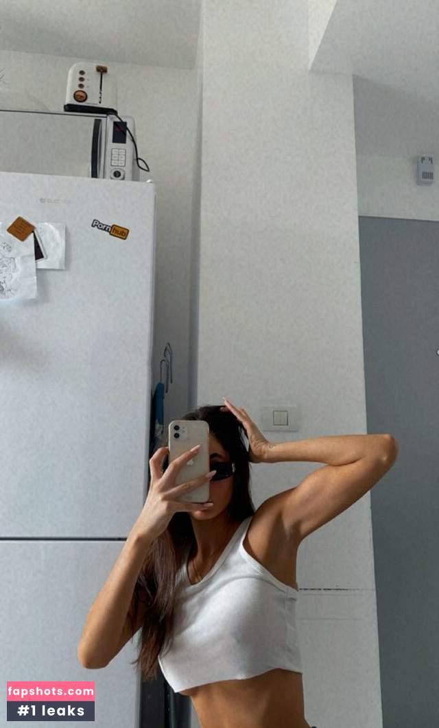 Liya Noga gallery photo #28