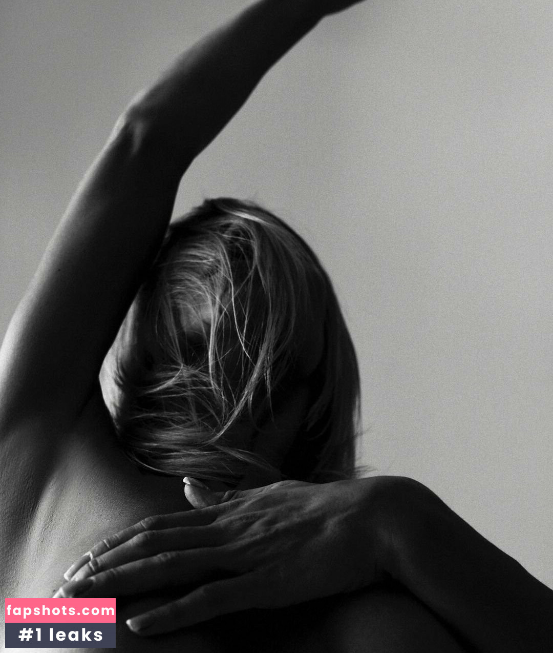 Liya Odesskaya gallery photo #7