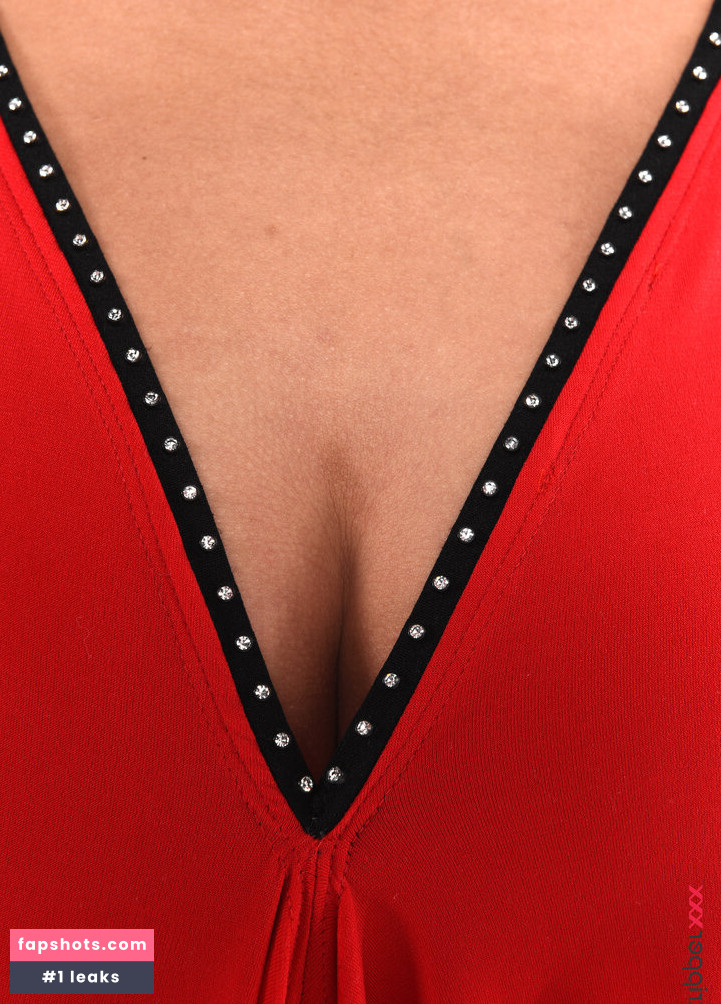 Liya Silver gallery photo #1454