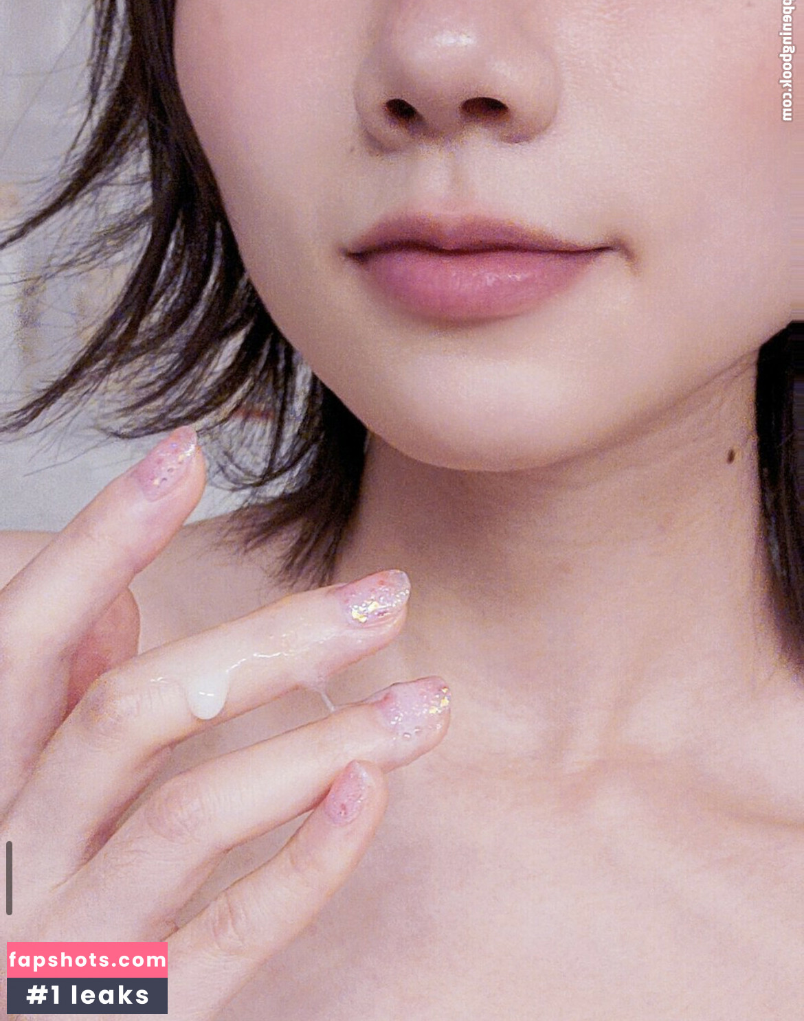 liyakitten gallery photo #6