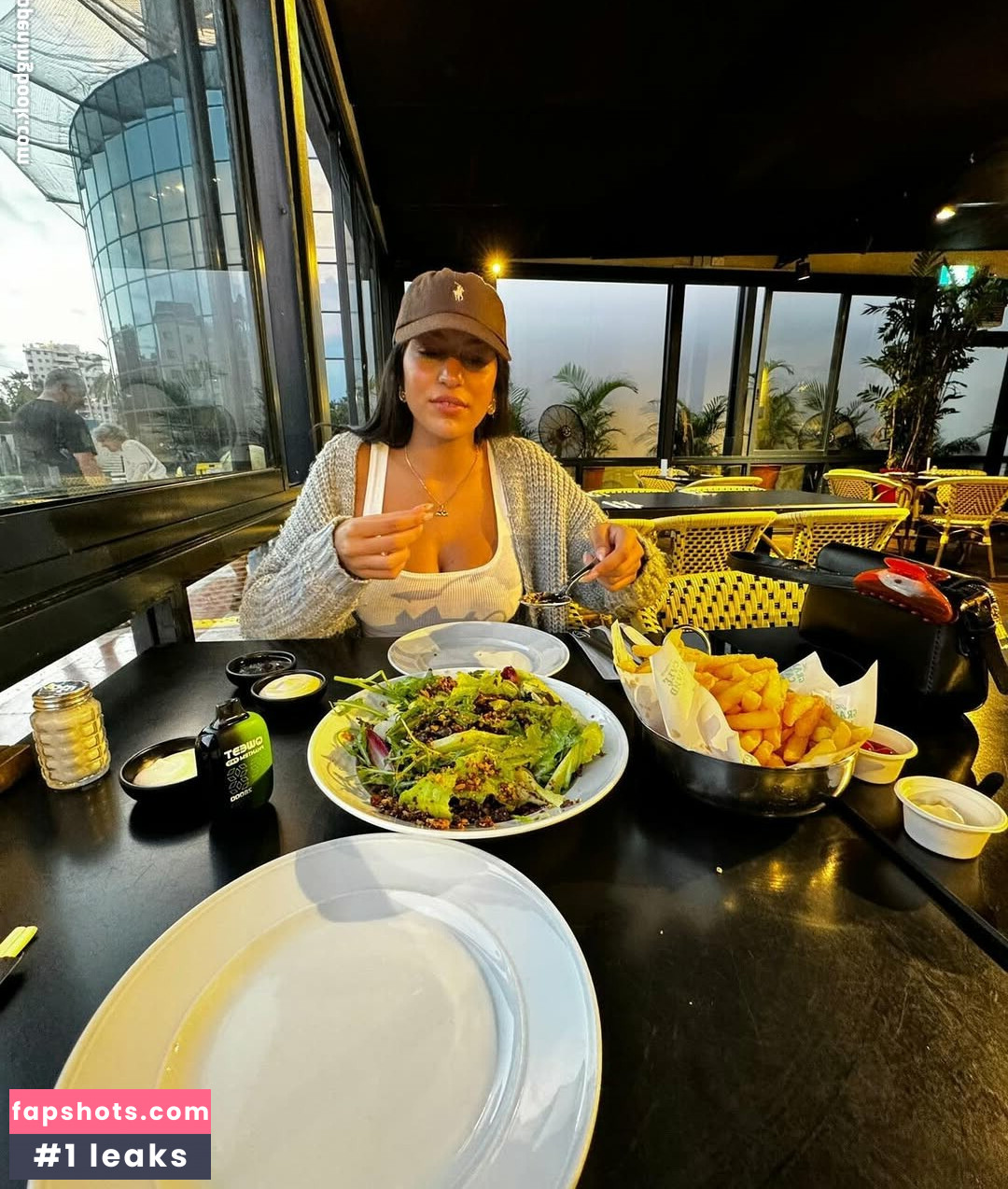 liyamizrahii gallery photo #20