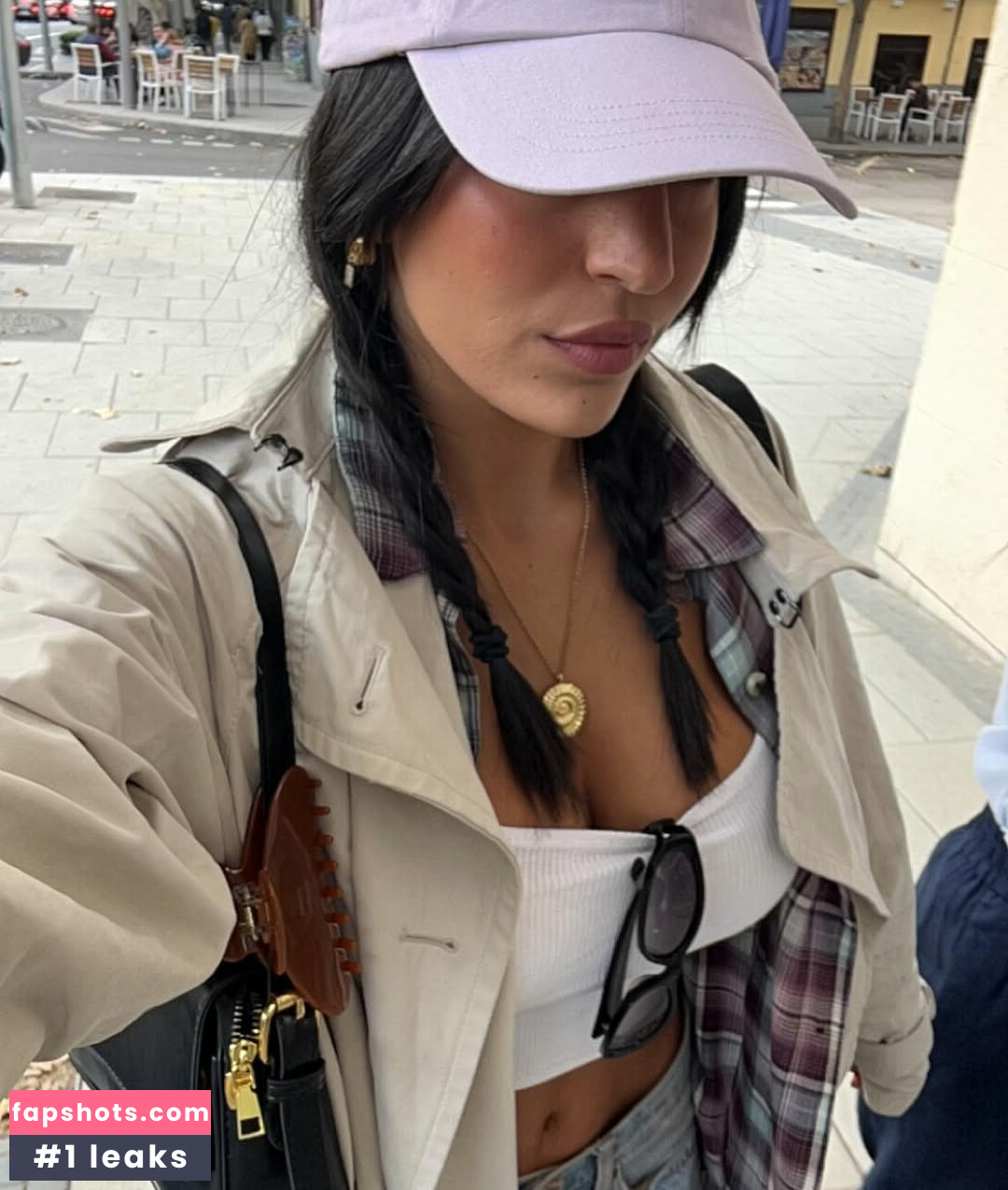 liyamizrahii gallery photo #4