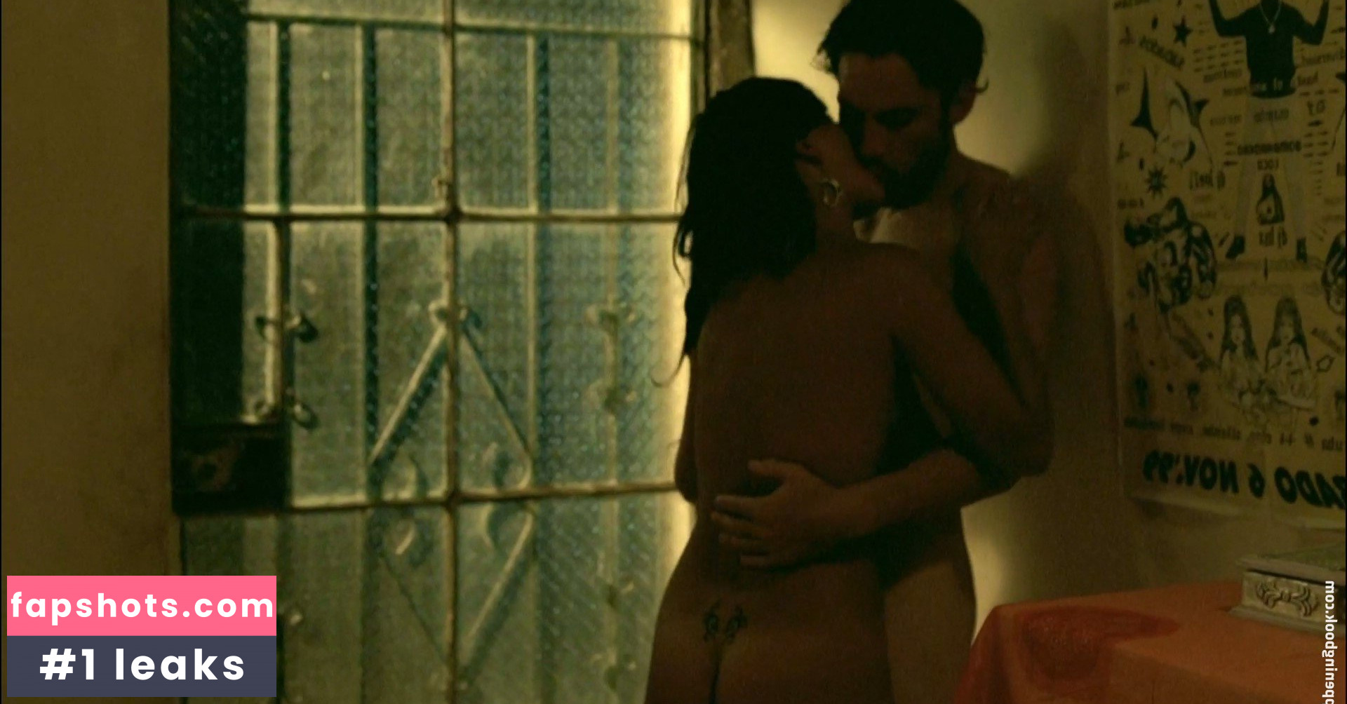 Liz Gallardo gallery photo #9