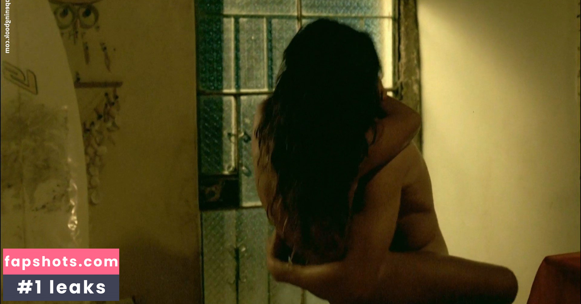 Liz Gallardo gallery photo #10