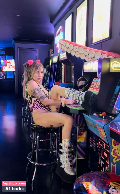 Liz Katz gallery photo #947