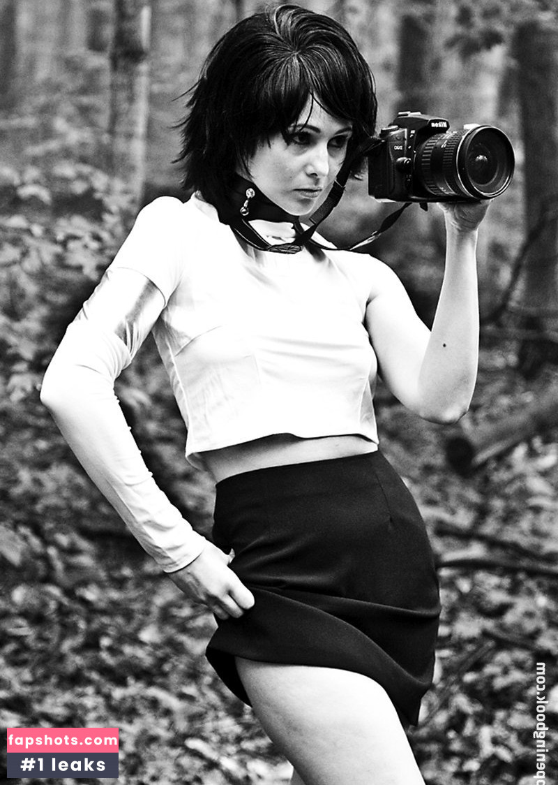 Liz LaPoint gallery photo #2