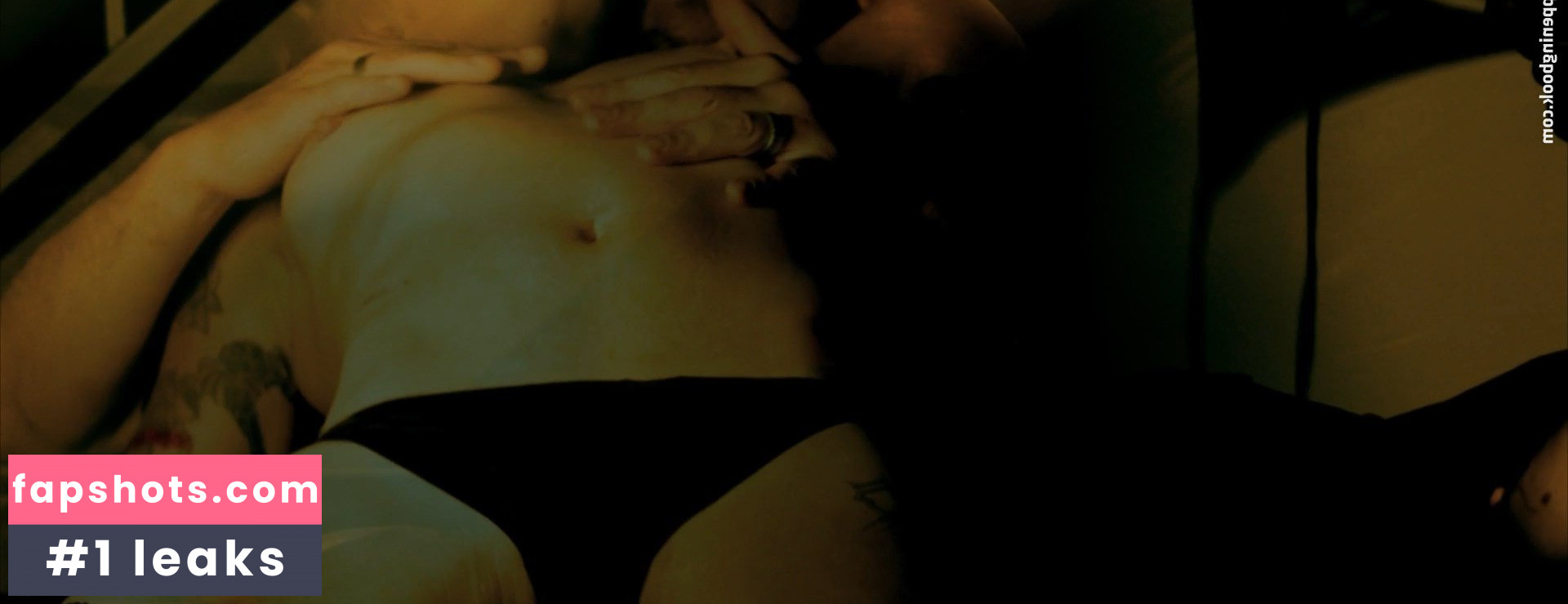 Liz Manning gallery photo #9