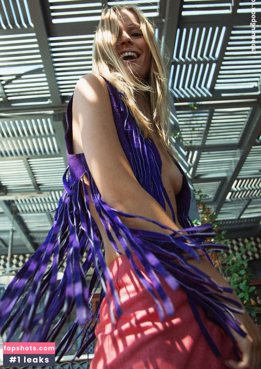 Liz Romer gallery photo #5