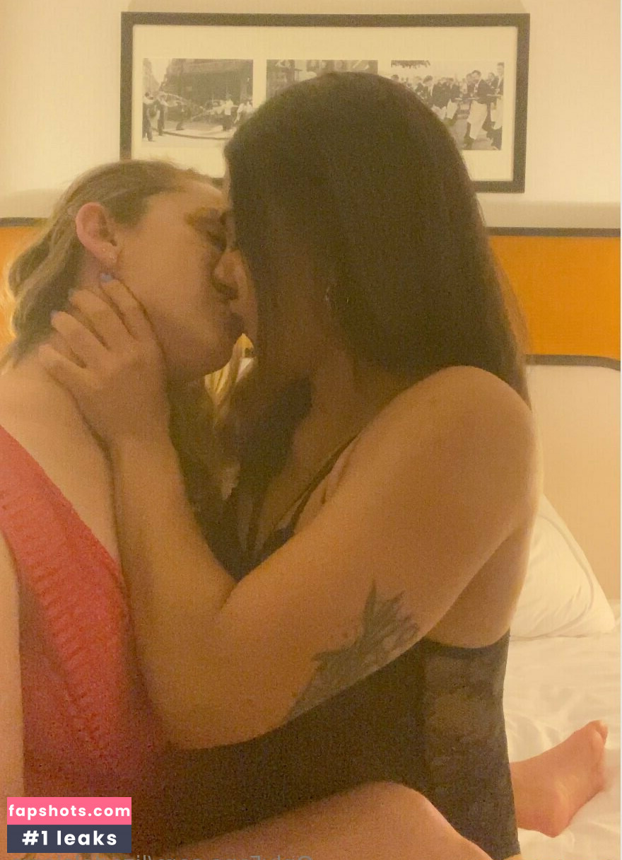 Liza Del Sierra gallery photo #96