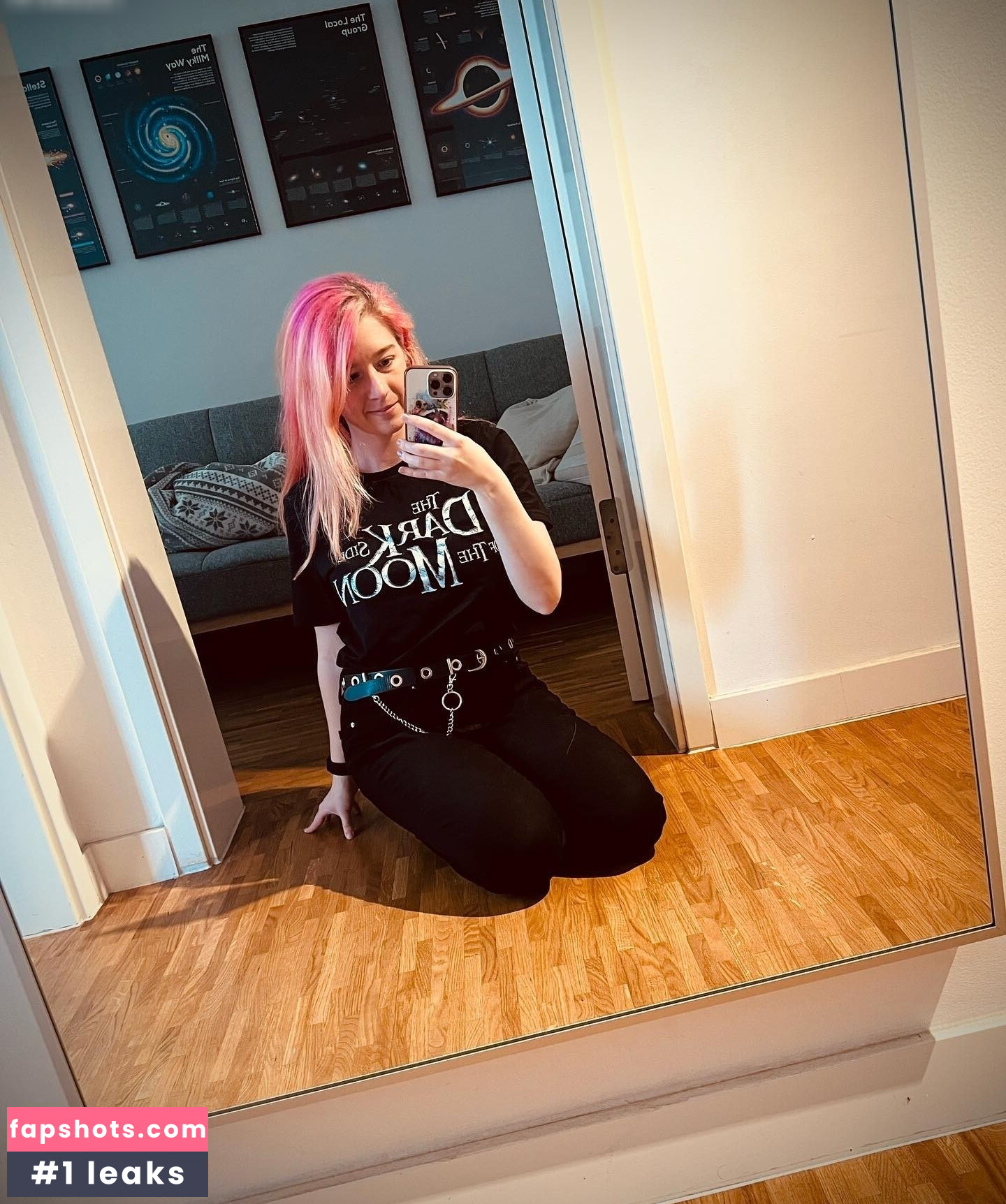 Liza Grimm gallery photo #3