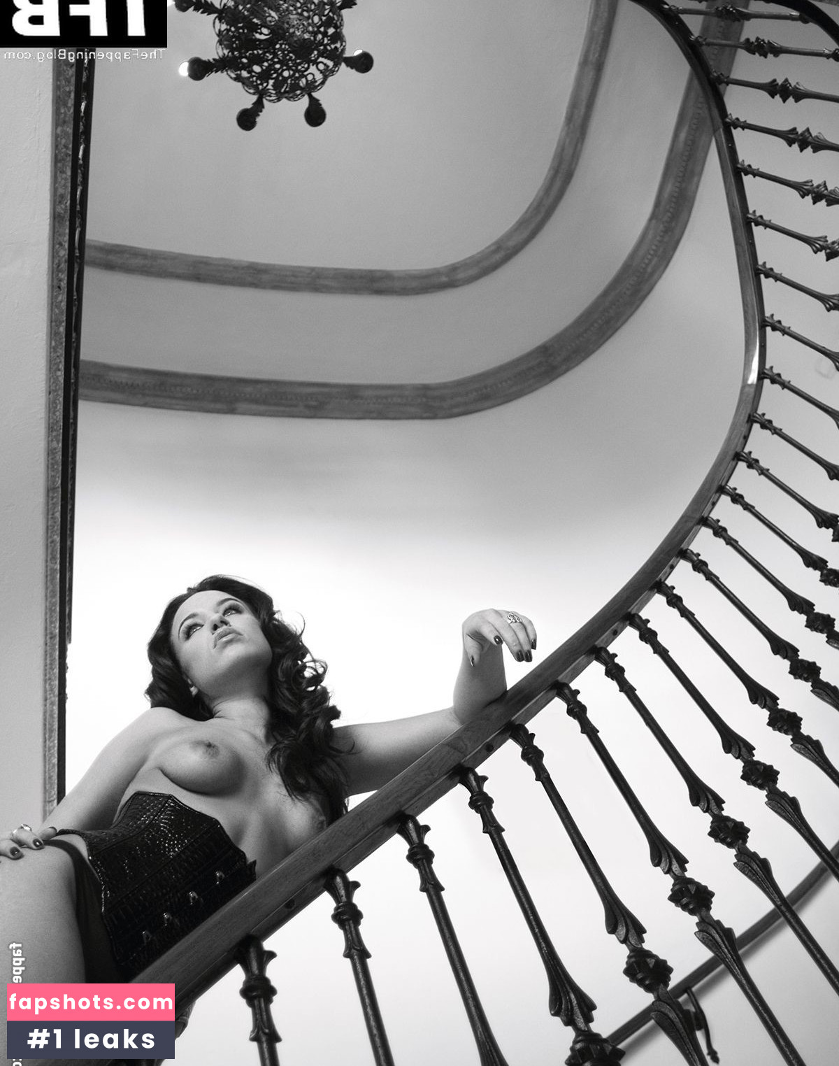 Liza Li Nude Leaks OnlyFans Photos #12 - LeakJerk