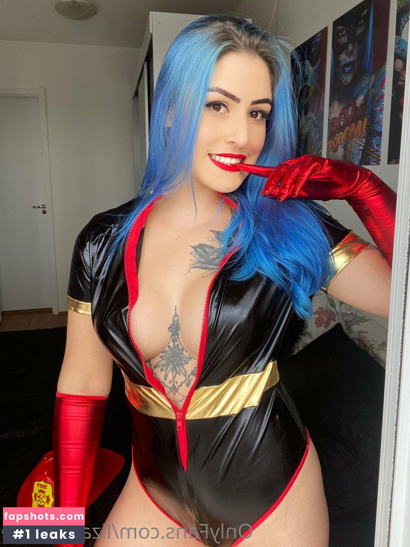 lizabluefree nude babe gallery