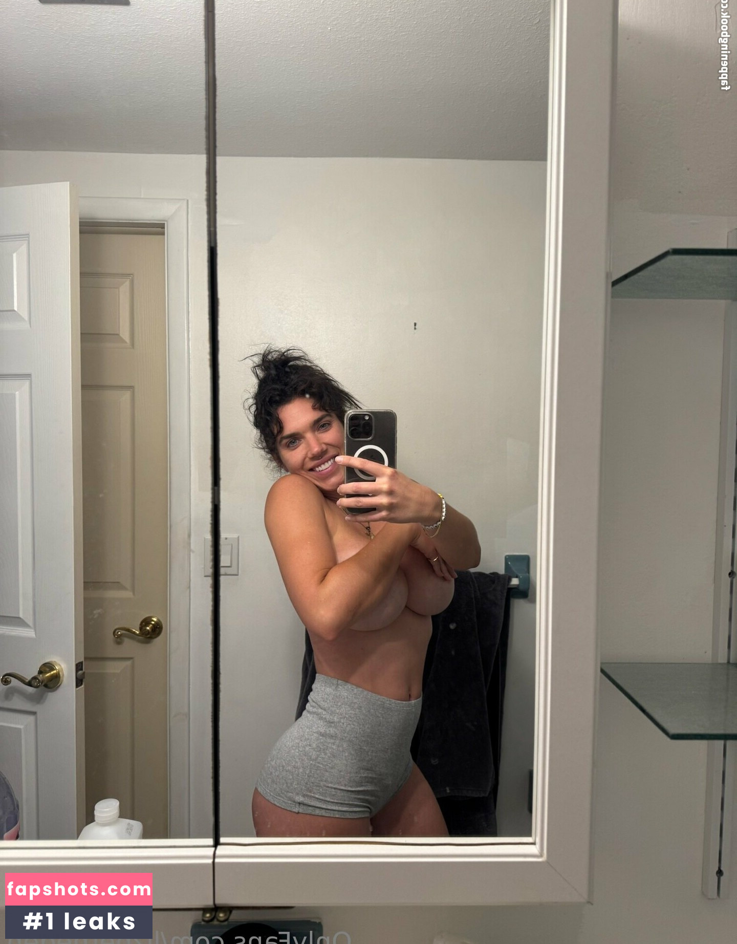 Lizbeth Eden gallery photo #17