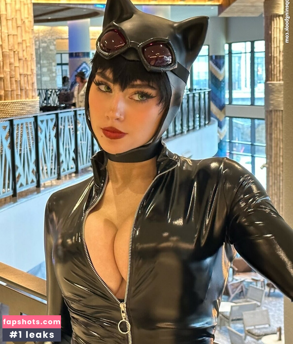 lizgrimess nude babe gallery