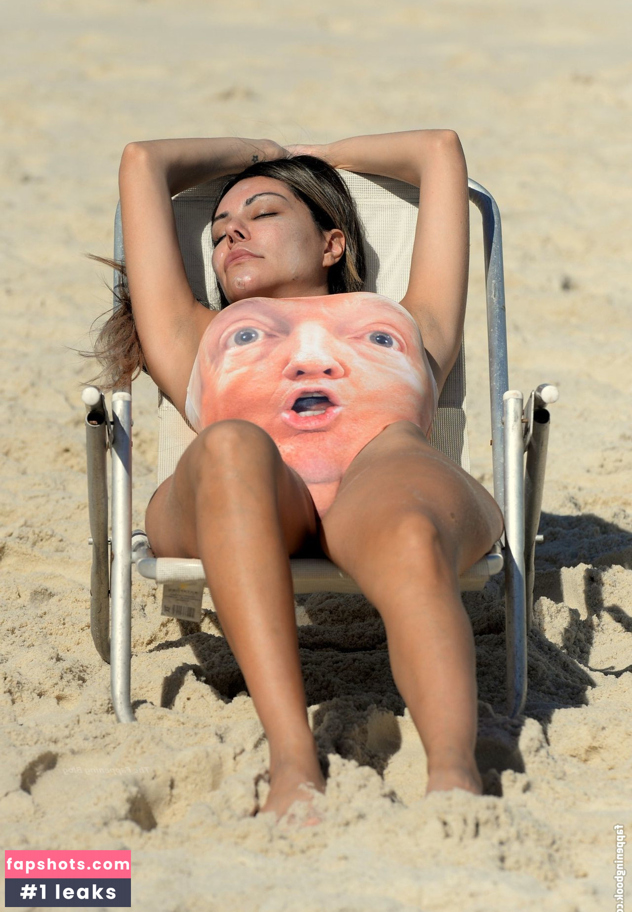 Liziane Gutierrez gallery photo #16