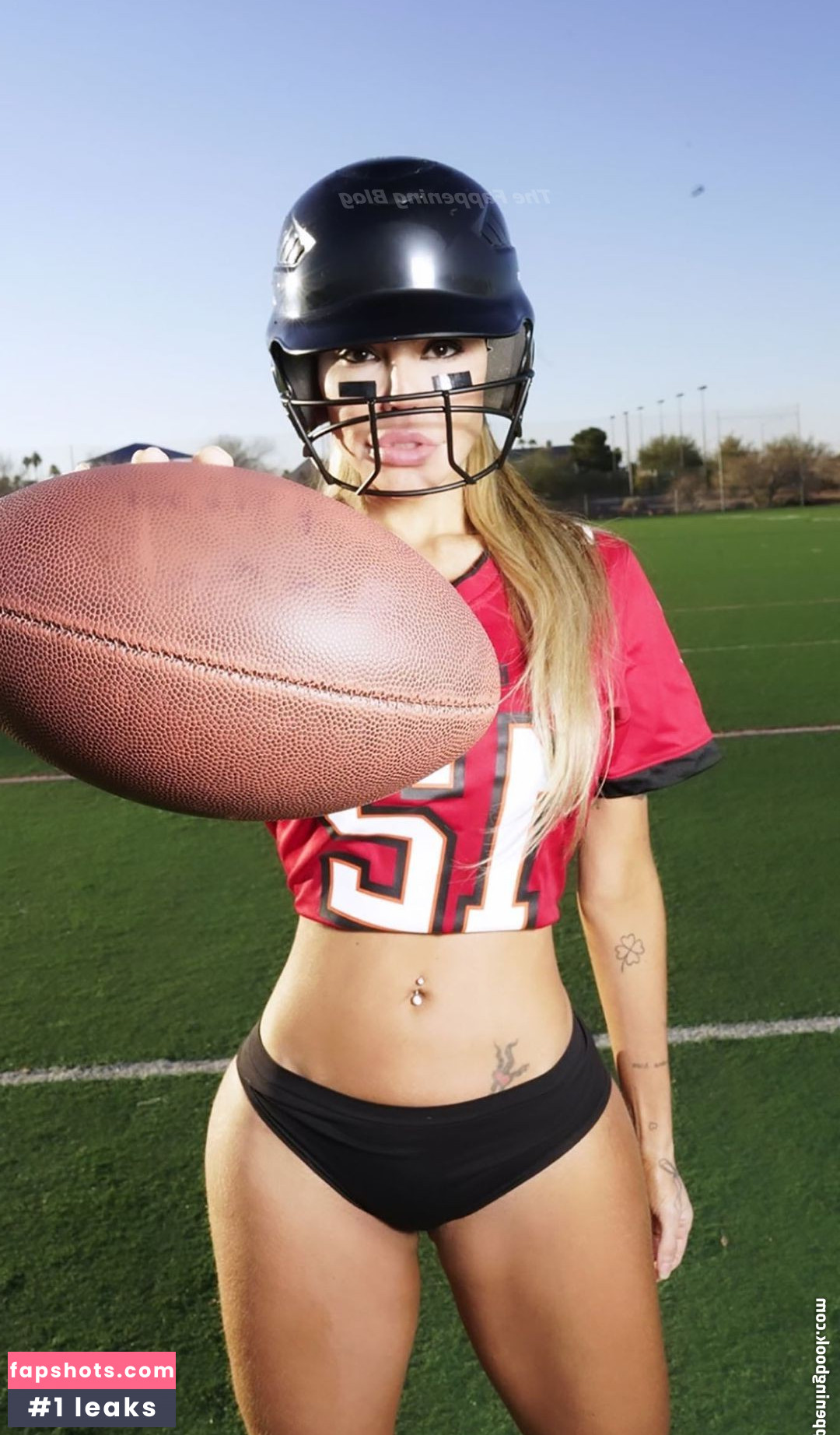 Liziane Gutierrez gallery photo #45