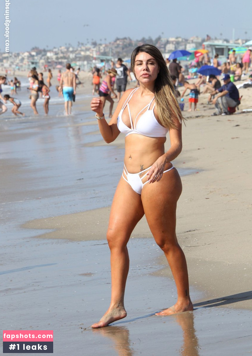 Liziane Gutierrez gallery photo #69