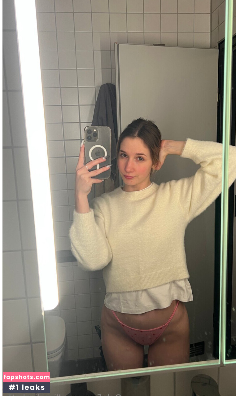 Lizz Elisabeth gallery photo #30