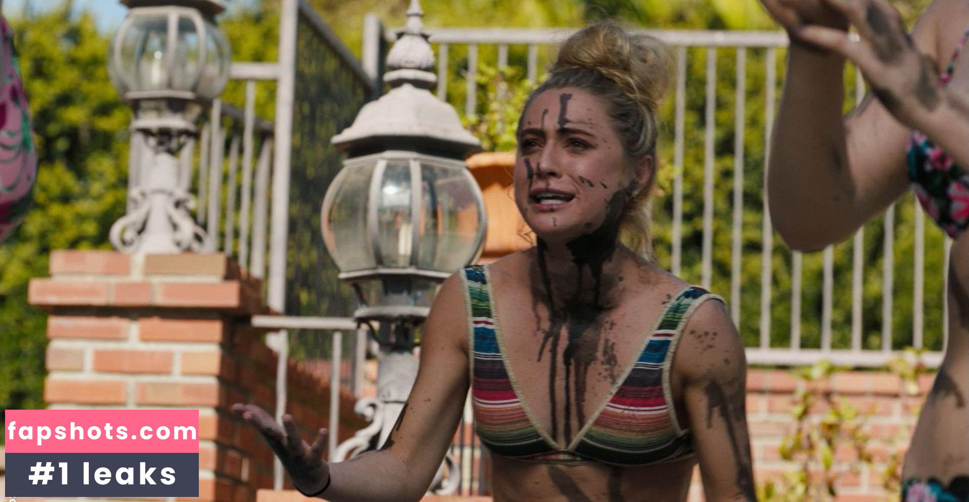 Lizze Broadway gallery photo #4