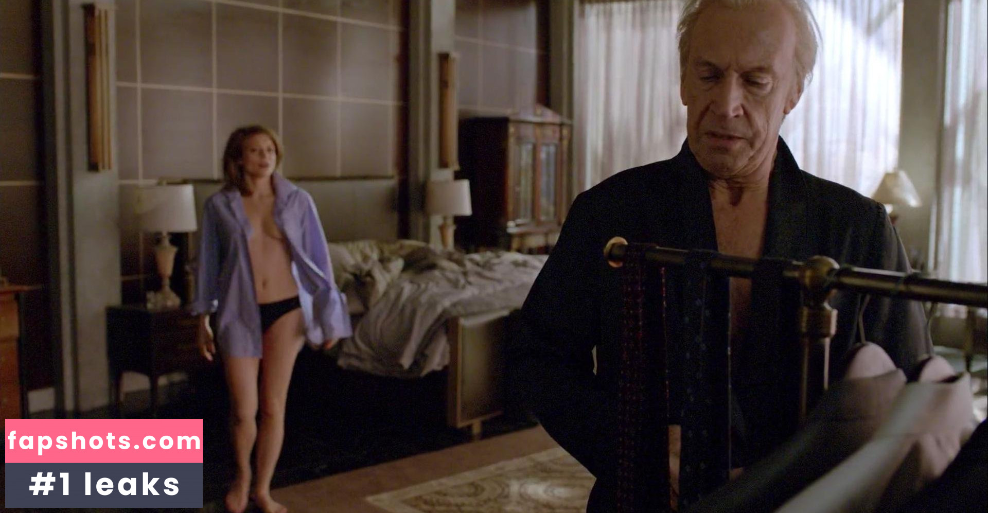 Lizzie Brocheré gallery photo #76