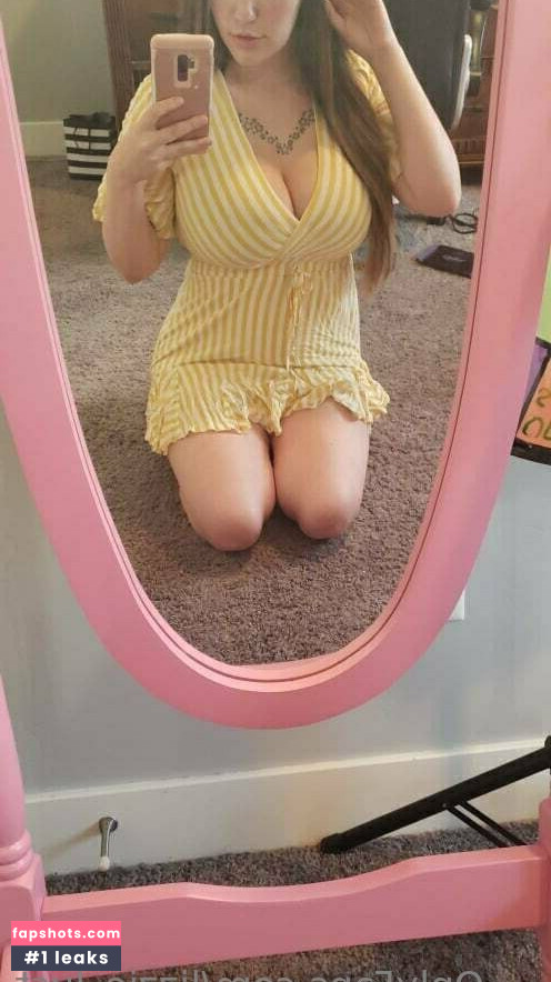 lizzie_lust gallery photo #12