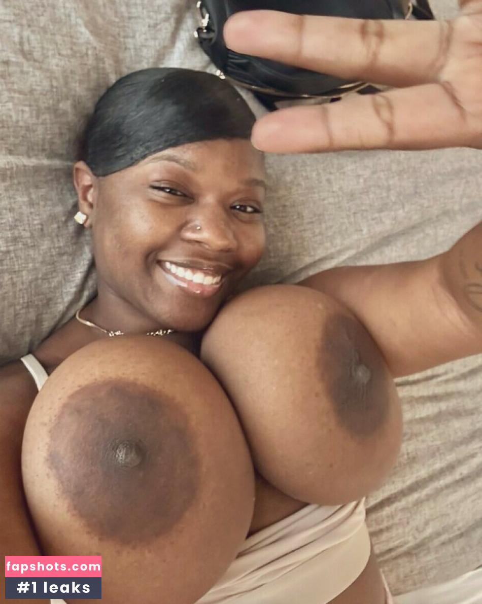 lizziesoexotic gallery photo #6