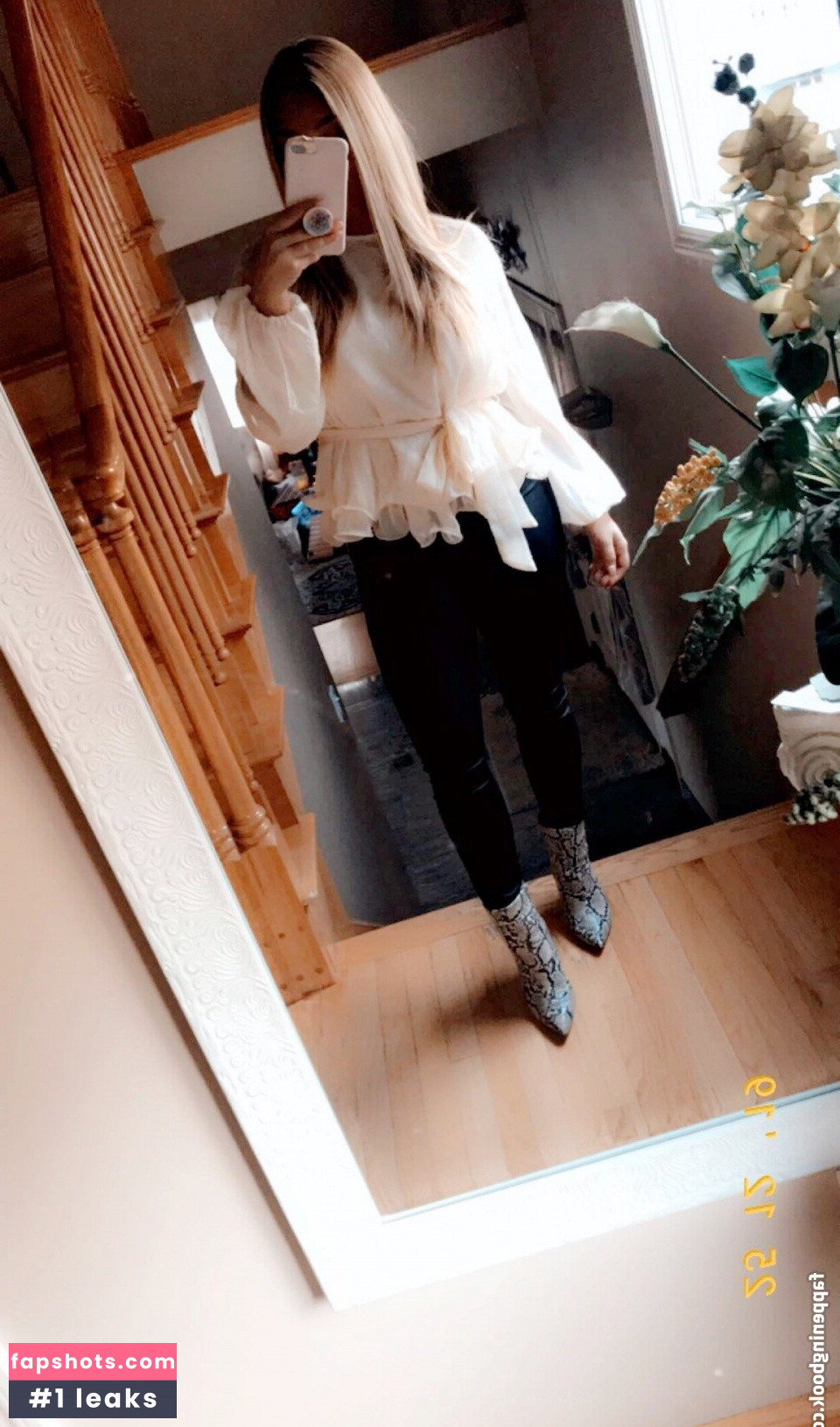 Lizzy Decologero gallery photo #21