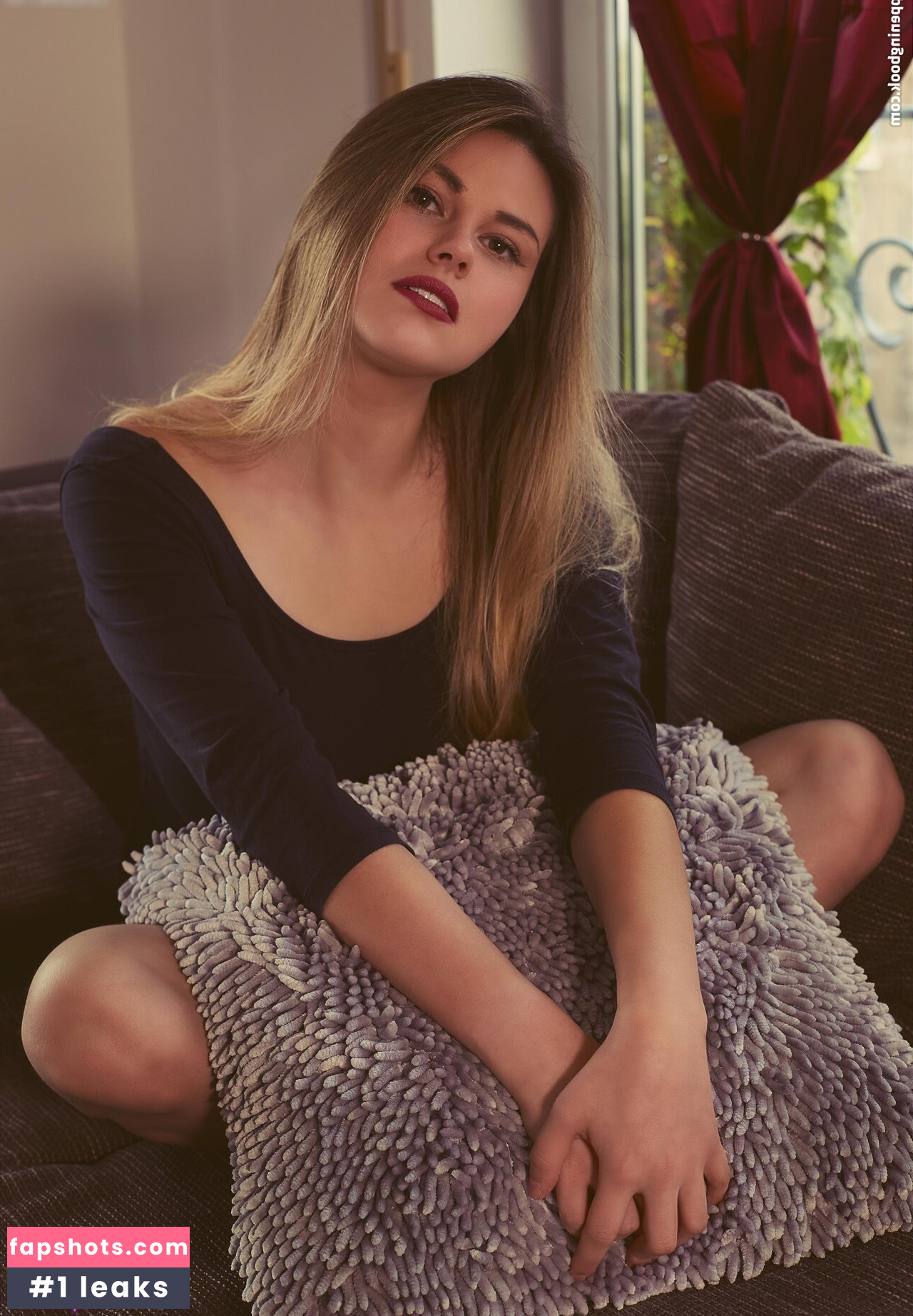 Lizzygoennt gallery photo #10