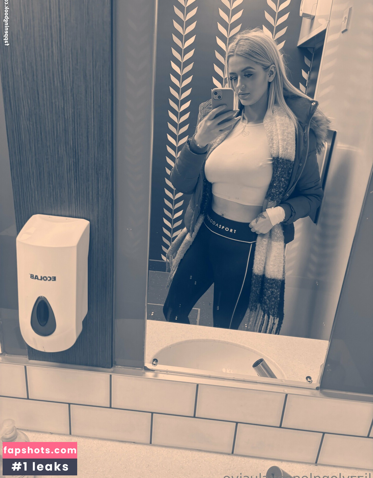 lizzylonglegs27 gallery photo #12