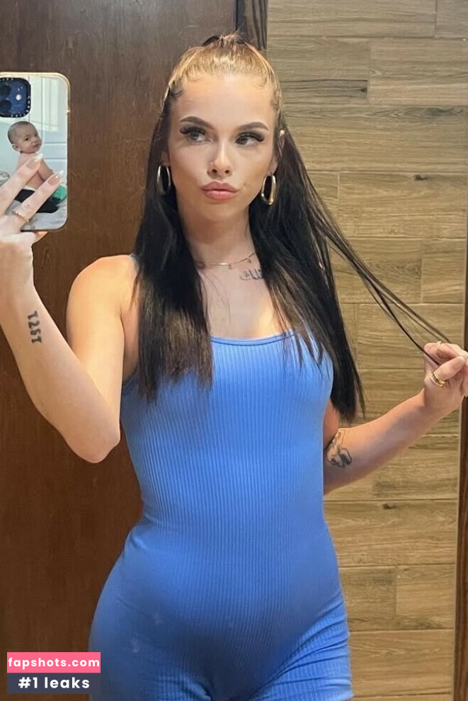 llavish.jess gallery photo #3