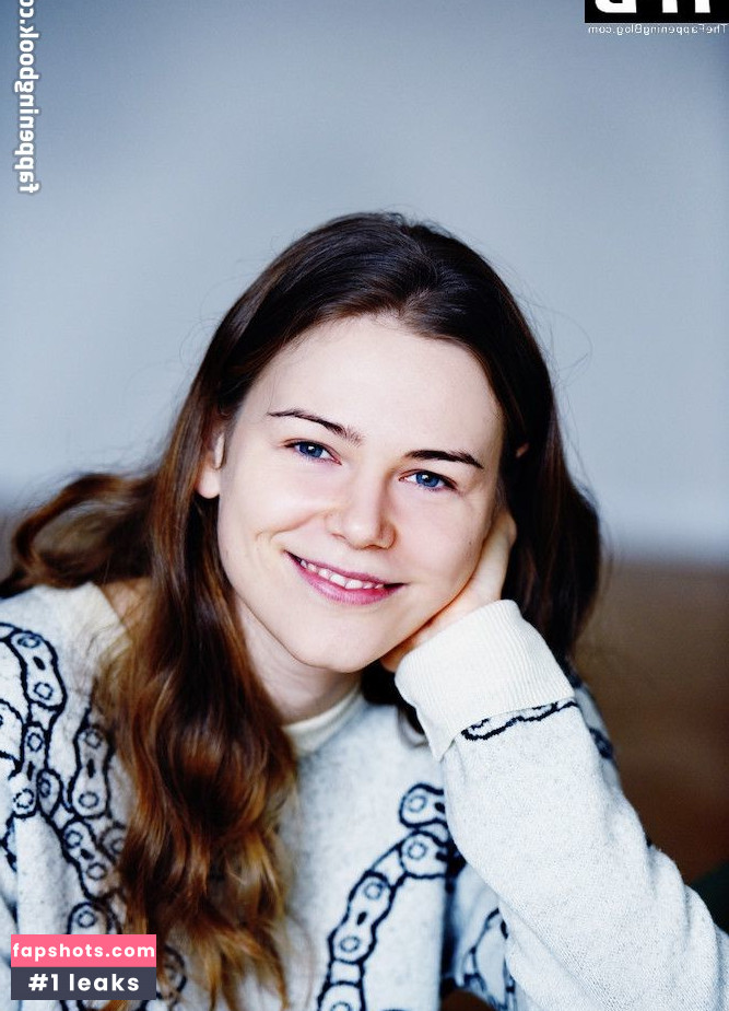 Llewellyn Reichman gallery photo #6