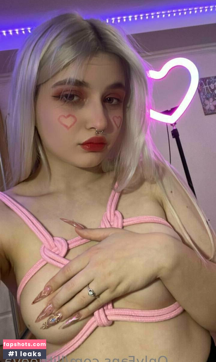 llittleeva Nude Leaks OnlyFans Photos #6 - Fapshots