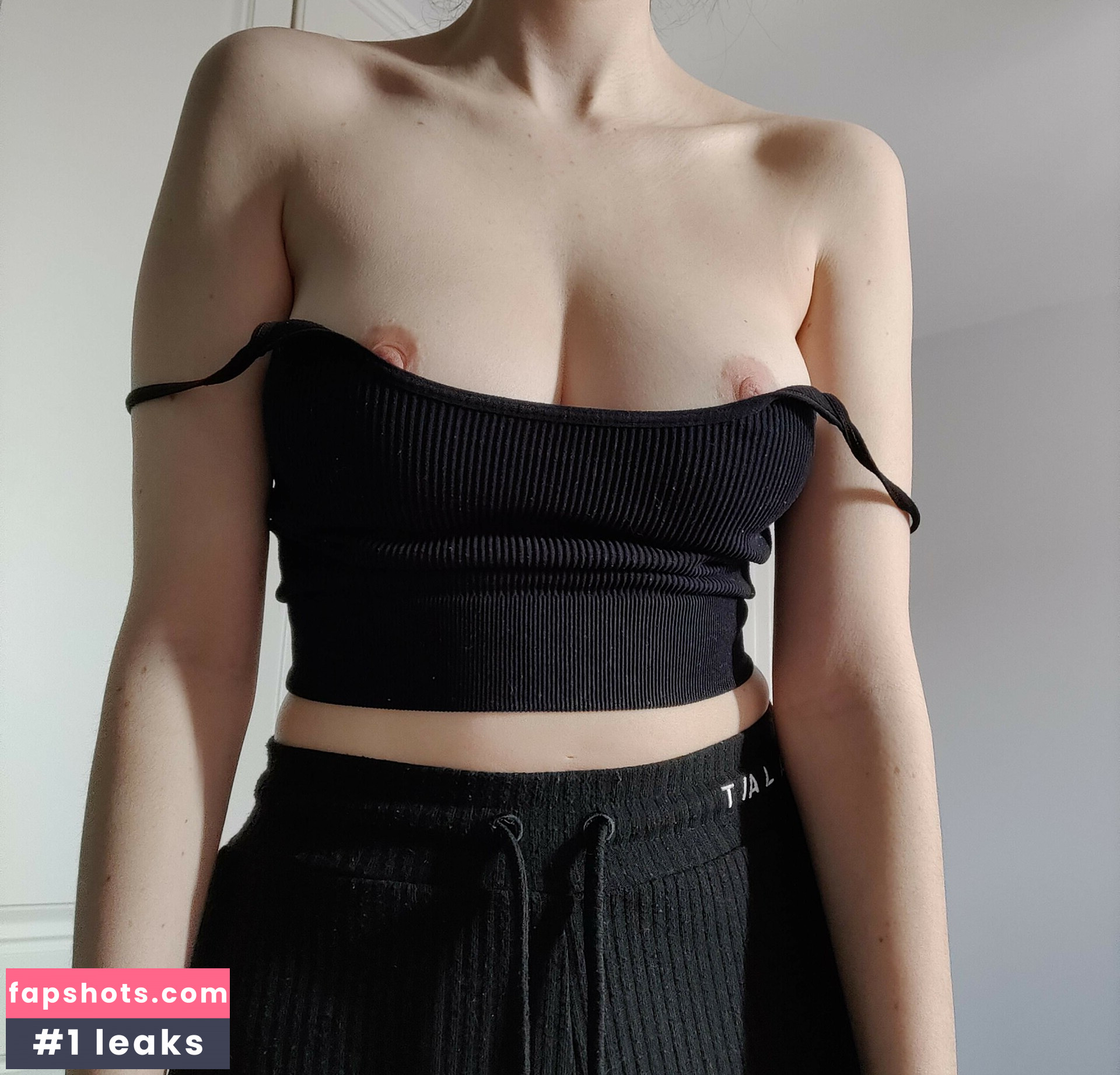 llucky_22 Nude Leaks OnlyFans Photos #21 - LeakJerk