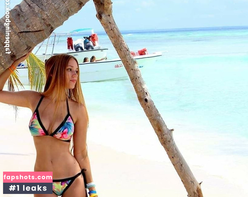 llunaclark Nude Leaks OnlyFans Photos #54 - Fapshots